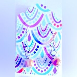 NWT Free💰 Add 1 to bundle Earrings cream peach Agate stone pierced